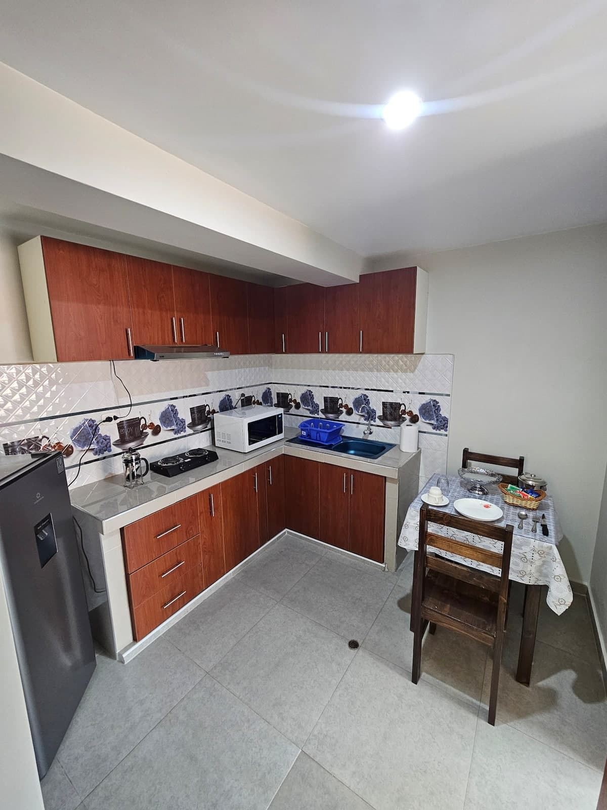 Apartment 1 private kitchenette