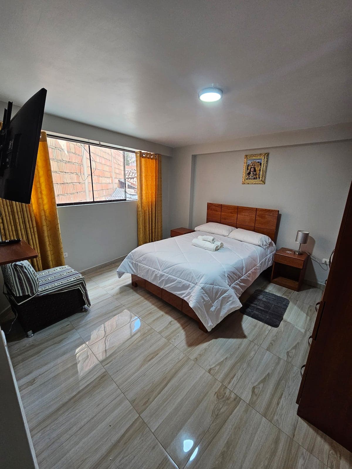 Apartment 4
